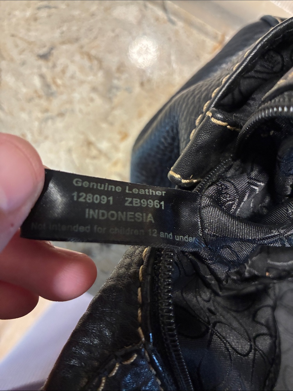 Fossil Black Leather Shoulder Bag - Picture 11 of 11